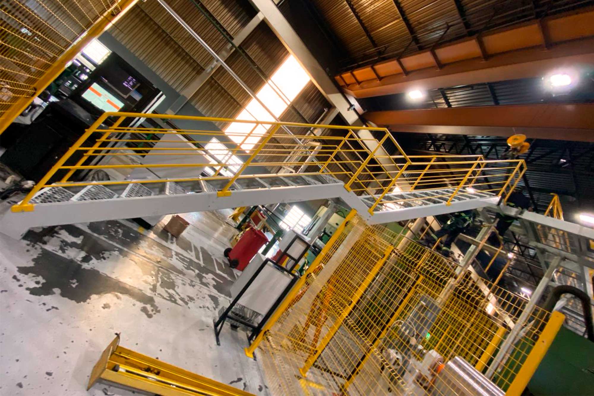 PROJETO - FABRICAÇÃO - MONTAGEM